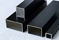 Tubería rectangular aluminosa