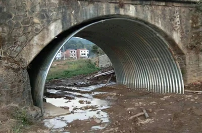 Tubos de aluminio corrugado arqueados